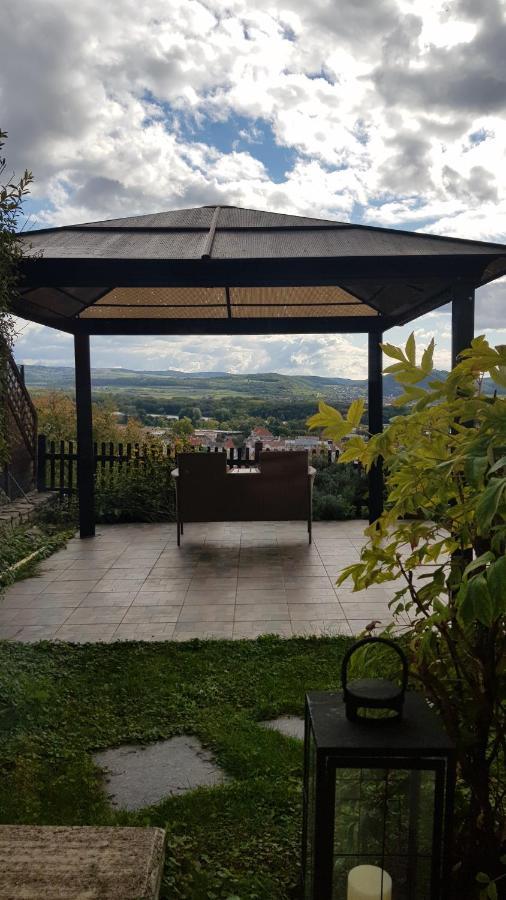 Blick Ueber Krems Mit Gartenpavillon ภายนอก รูปภาพ